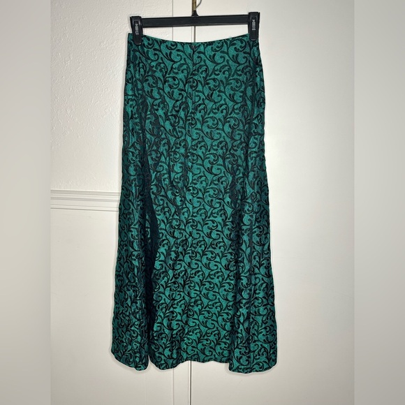 Peck & Peck Green  and Black Maxi Skirt size 8 - Picture 2 of 7